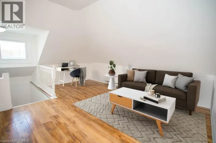 3 BALMORAL Avenue S Unit# 4, Hamilton