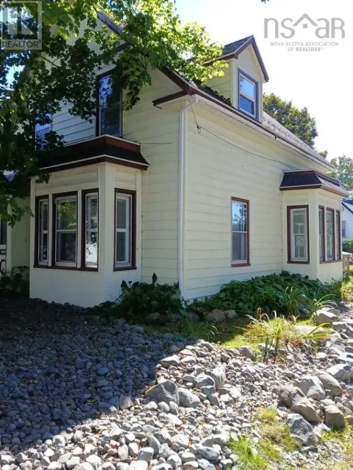 3 Breakwater Lane, Brooklyn