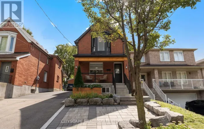 3 CARDELL AVENUE, Toronto