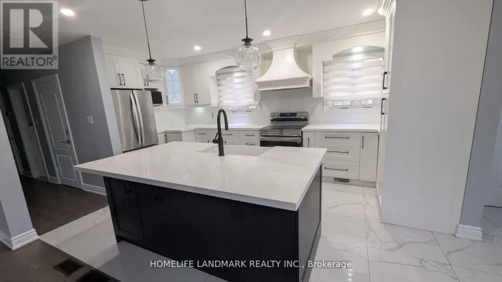 3 CHOPIN AVENUE, Toronto