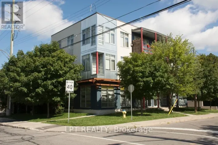 3 CLAREMONT DRIVE, Ottawa
