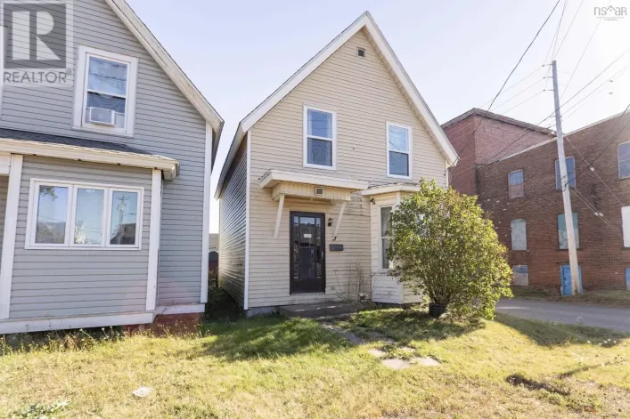 3 Crescent Avenue, Amherst