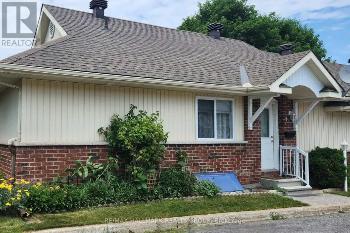 3 DAPHNE CRESCENT, Ottawa
