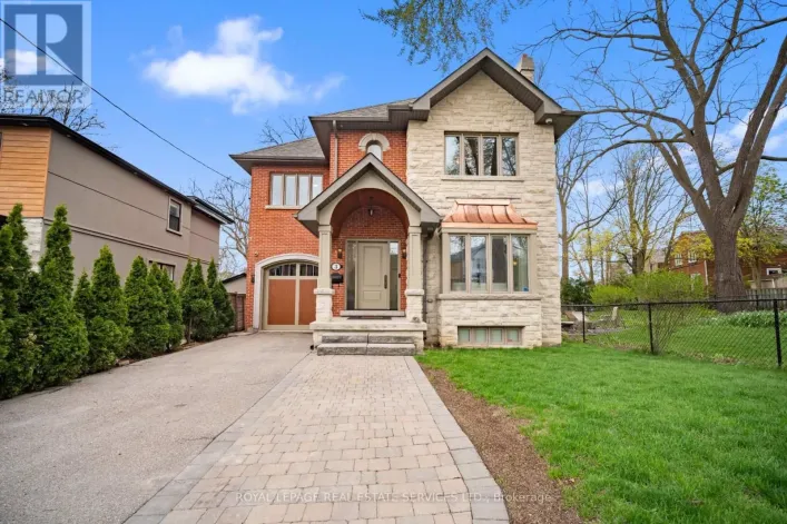 3 DONNYBROOK LANE, Toronto