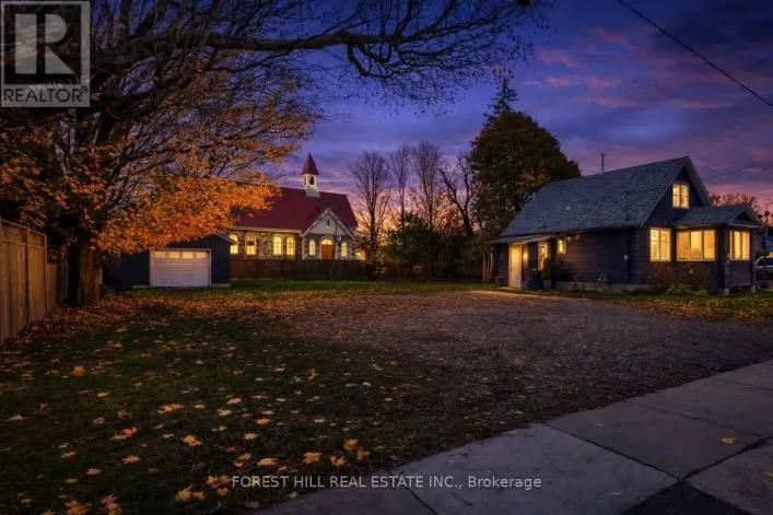 3 ELORA STREET N, Mapleton