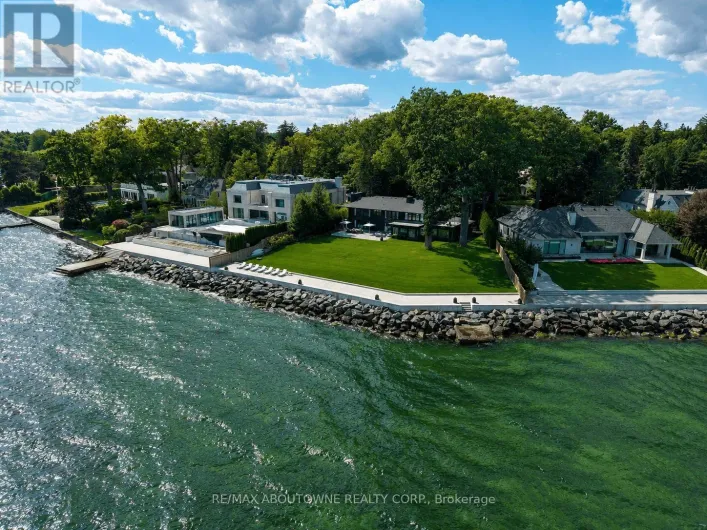 3 ENNISCLARE DRIVE E, Oakville