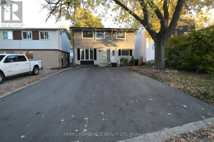 3 GATSBY SQUARE, Brampton