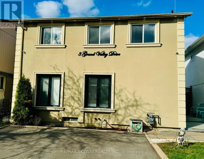 3 GRAND VALLEY DRIVE, Brampton