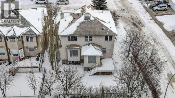 3 Hampstead Hill NW, Calgary