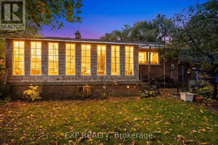 3 HARROW STREET, Mississauga