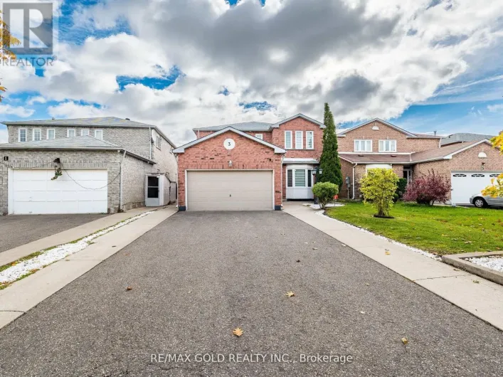 3 HAWKWAY COURT, Brampton