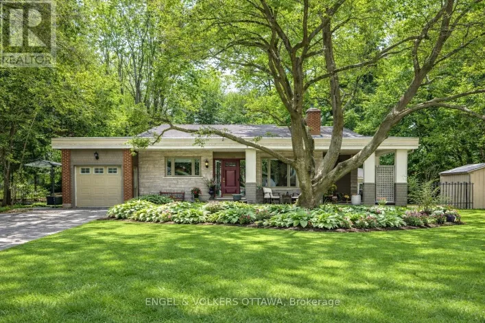 3 HAZELWOOD WAY, Ottawa