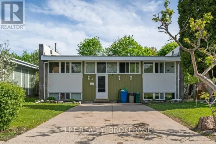 3 HOLLAND CRESCENT, Kingston