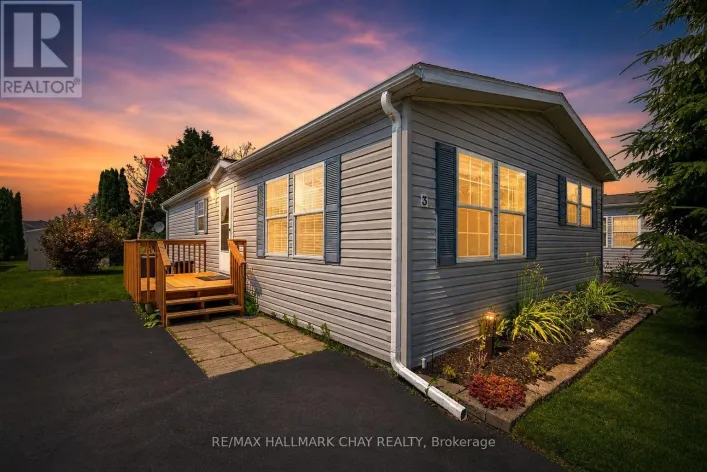 3 ILLINOIS CRESCENT, Wasaga Beach
