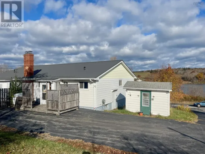 3 Kinley Drive, Lunenburg