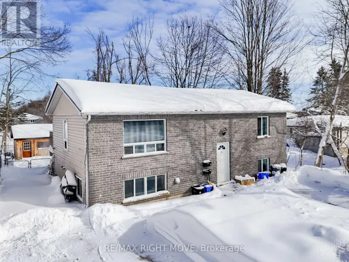 3 LAKEVIEW AVENUE, Orillia