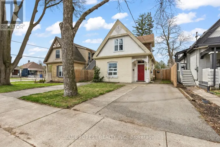 3 MARMORA STREET, London East