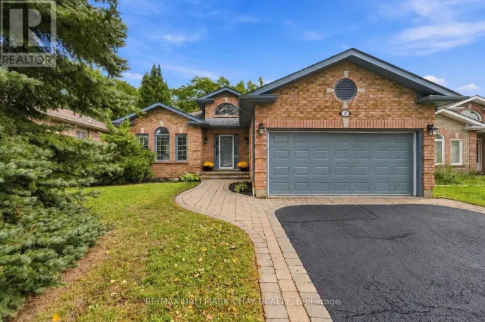 3 MAW COURT, Barrie
