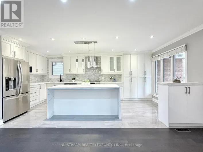 3 MOSEDALE CRESCENT, Toronto