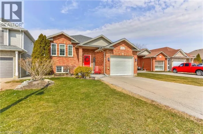 3 OLIVER Court, Brantford