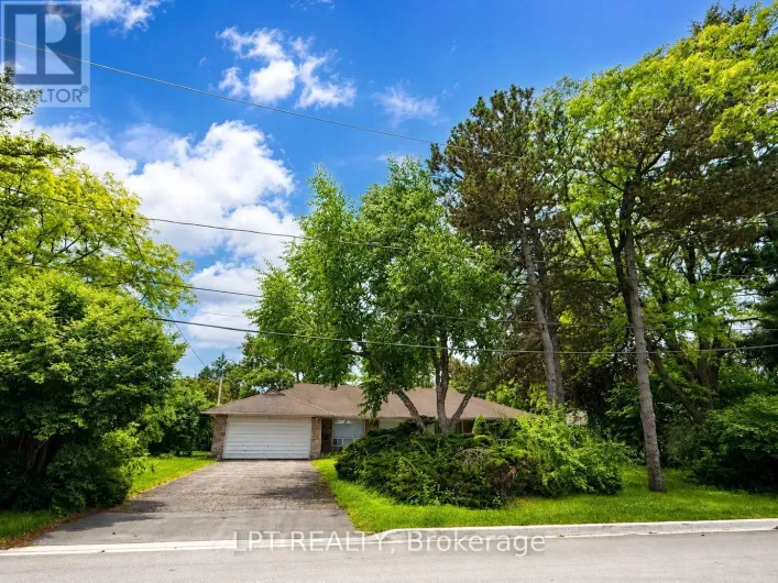 3 OXBOW ROAD, Toronto