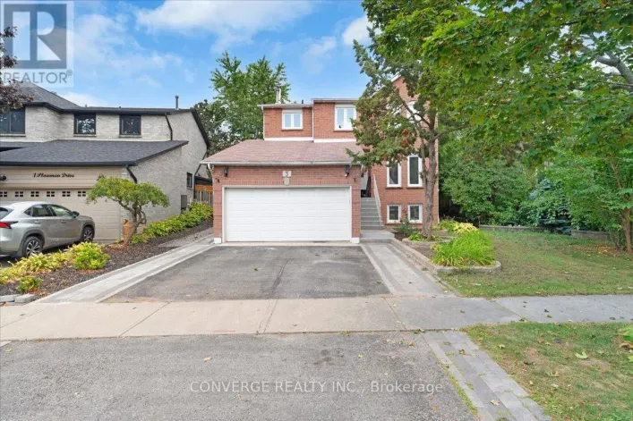 3 PLOWMAN DRIVE, Ajax