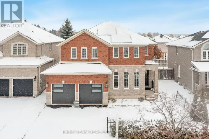 3 PRINCE WILLIAM WAY, Barrie