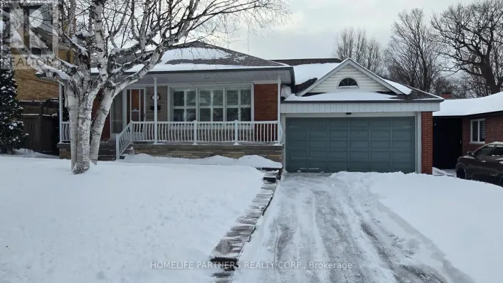 3 RIDGE POINT CRESCENT, Toronto