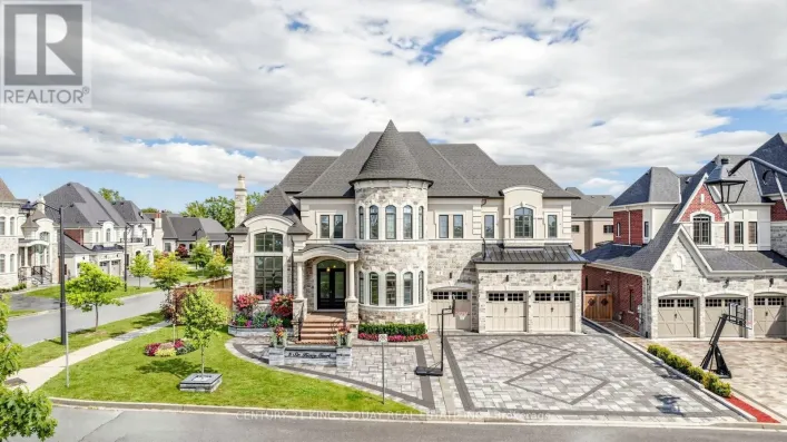 3 SIR HENRY COURT, King