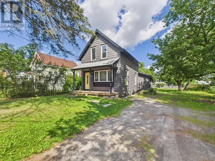 3 SPADINA AVENUE, Bracebridge)
