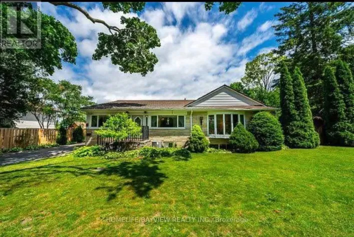 3 STAPLETON DRIVE, Whitchurch-Stouffville