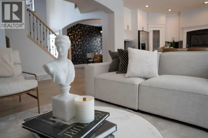 3 Strathridge Bay SW, Calgary