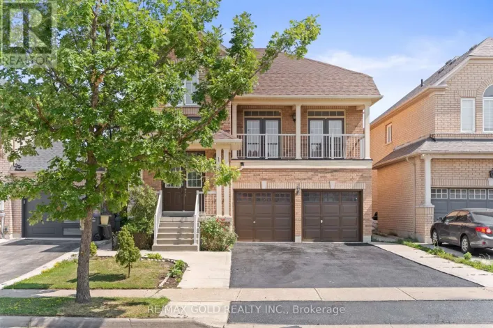 3 TAN LANE, Brampton