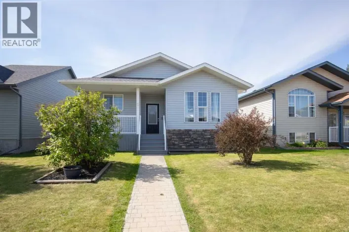 3 Taylor Drive, Lacombe