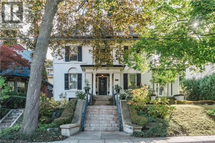 3 TURNER Avenue, Hamilton