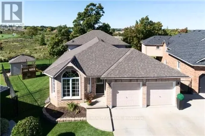 3 VINEBERG DRIVE, Hamilton