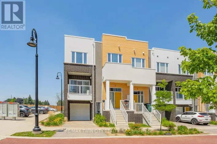 3 VISIONARY AVENUE, Kitchener