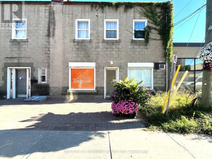 3 WILLIAM STREET W, Smiths Falls