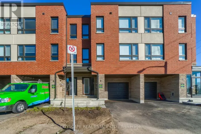 3 WOODSTREAM DRIVE, Toronto