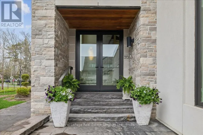 30 - 10 MAPLE GROVE DRIVE, Oakville