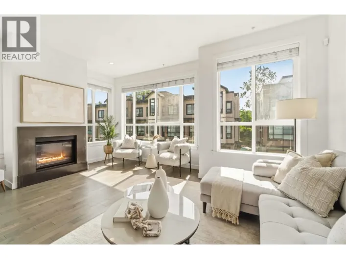 30 100 WOOD STREET, New Westminster