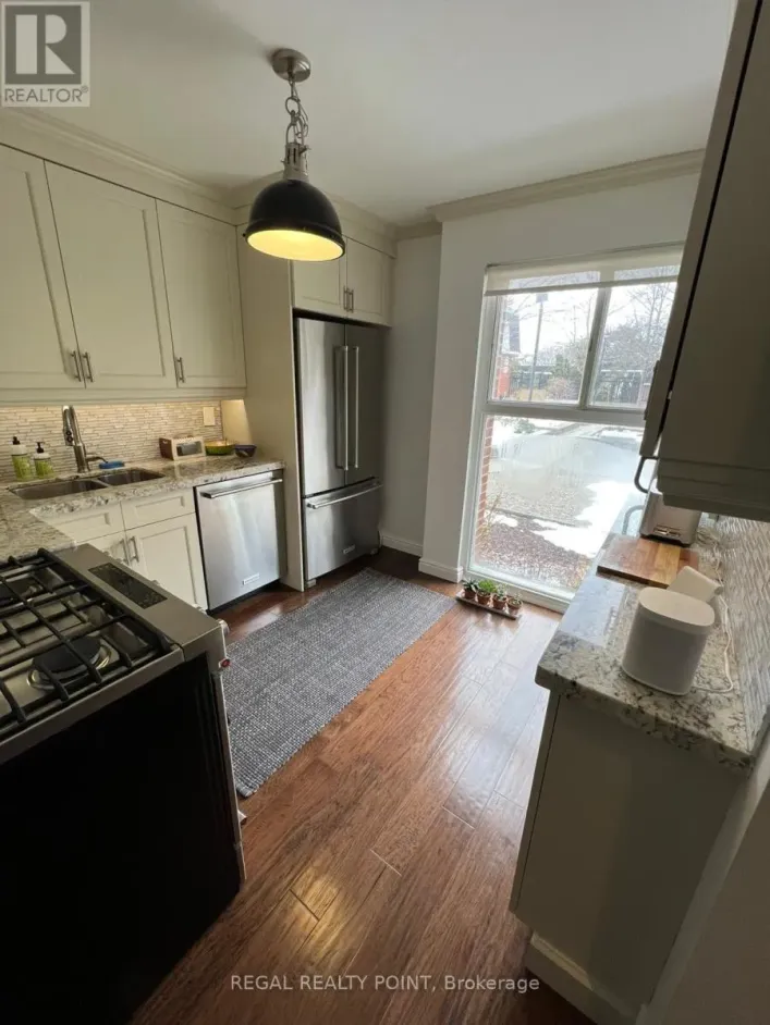 30 - 104 GEORGE HENRY BOULEVARD, Toronto