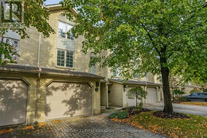 30 - 1399 COMMISSIONERS ROAD W, London South