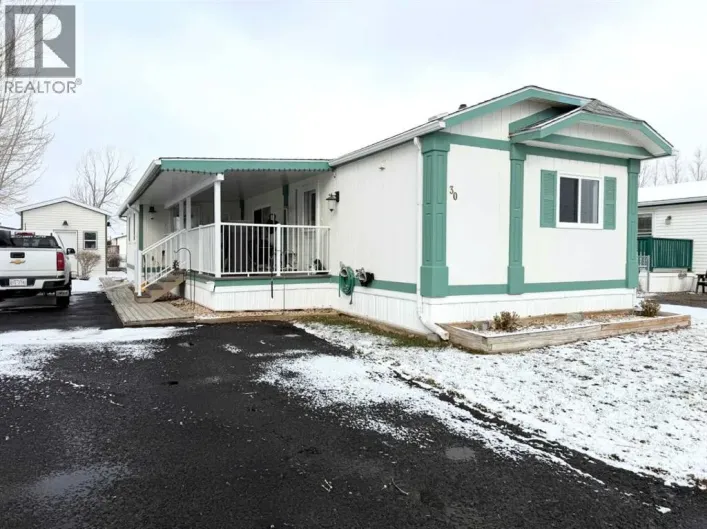 30, 1712 23 Street, Coaldale