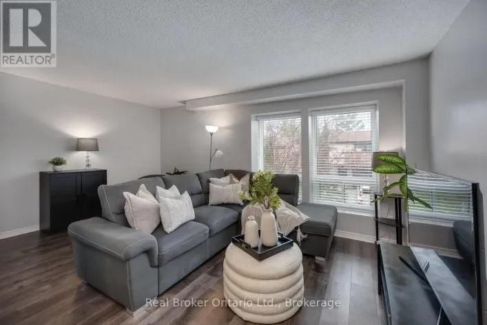 30 - 220 ORMOND DRIVE, Oshawa