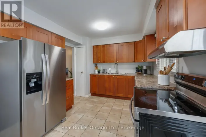 30 - 220 ORMOND DRIVE, Oshawa