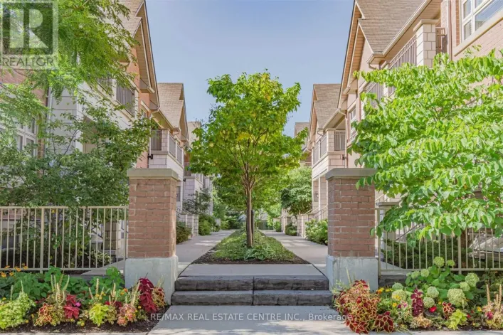 30 - 2460 PRINCE MICHAEL DRIVE, Oakville