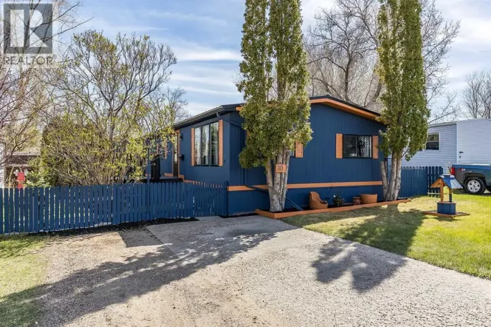 30, 4000 13th Avenue SE, Medicine Hat