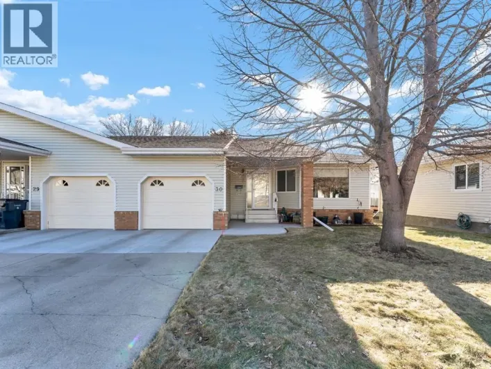 30, 459 Carry Drive SE, Medicine Hat