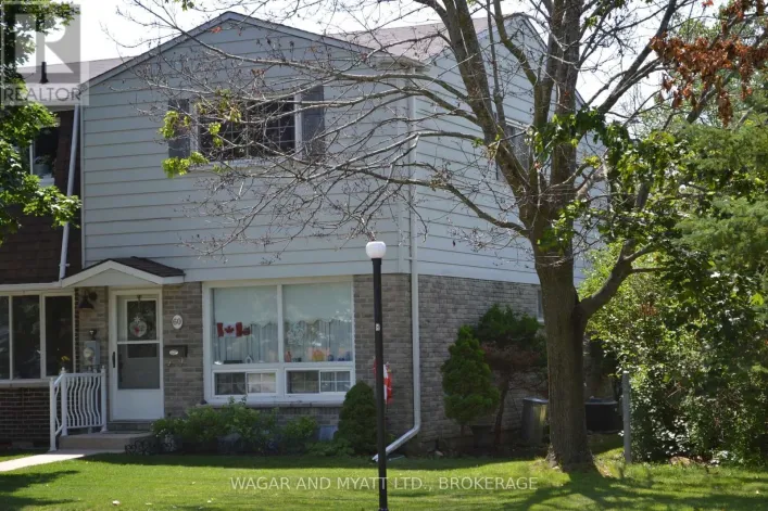 30 - 60 WINCHESTER DRIVE, Greater Napanee